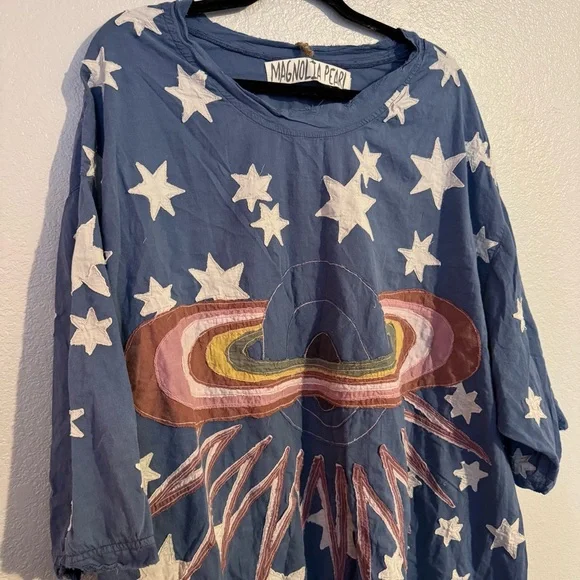 Magnolia Pearl European Cotton Intercosmic Applique Francis Top Free Size NWT - Picture 3 of 11